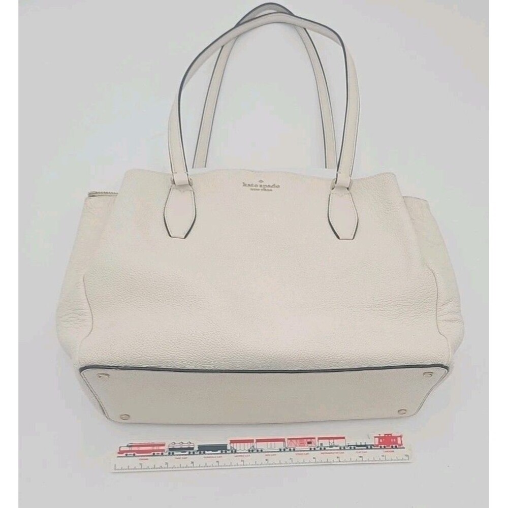 Kate Spade Off White Shoulder Bag With Certificate Of Authenticity
